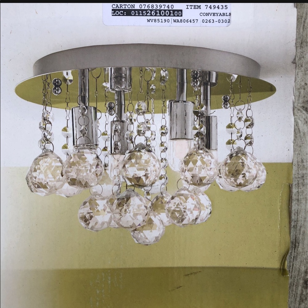 Lighting fixture sparkly crystal chandelier